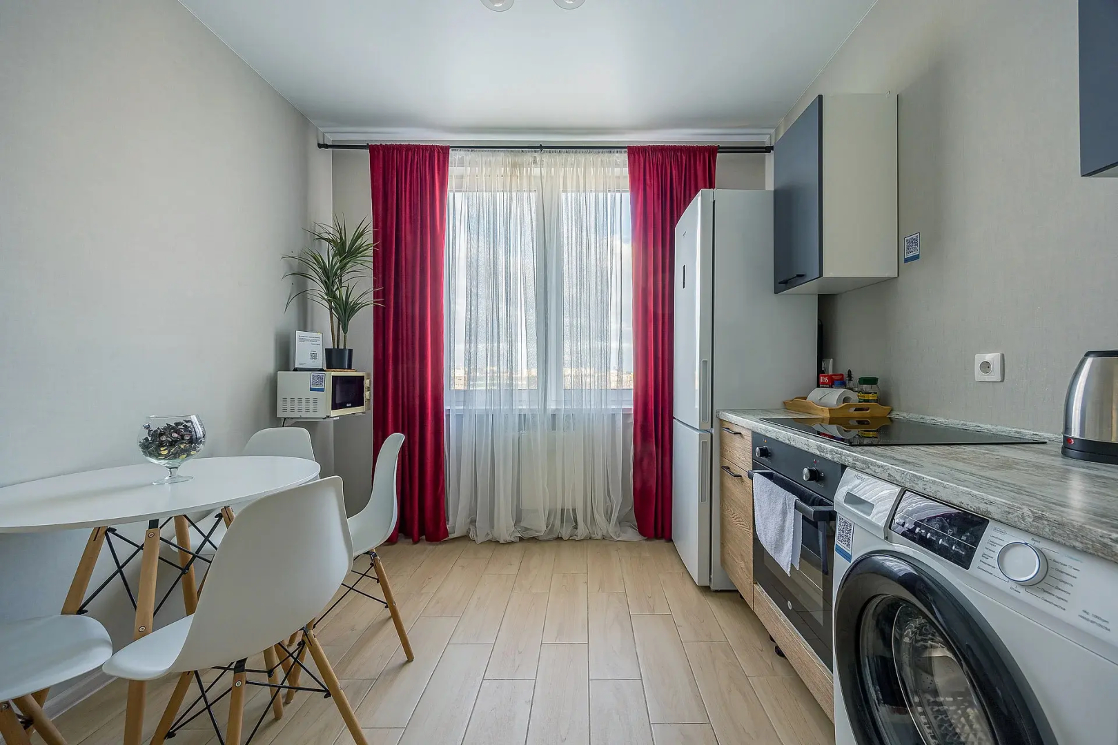 Апартаменты Рядом с Щёлковским Хутором