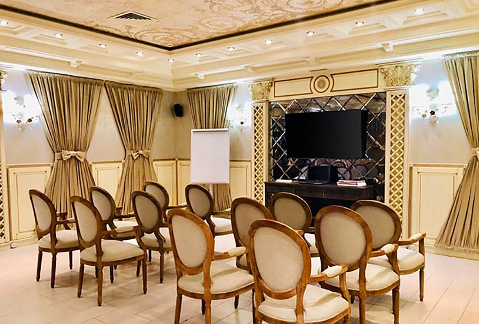 Отель Гранд Классик