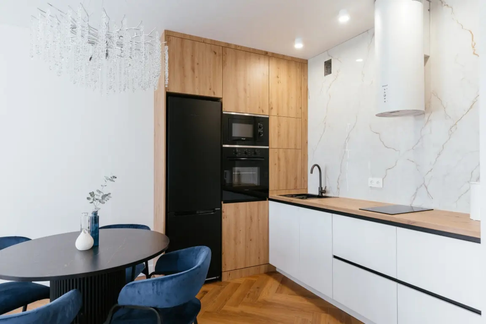 Апартаменты ROOM TOUR в центре Тюмени в ЖК Сердце Сибири 2