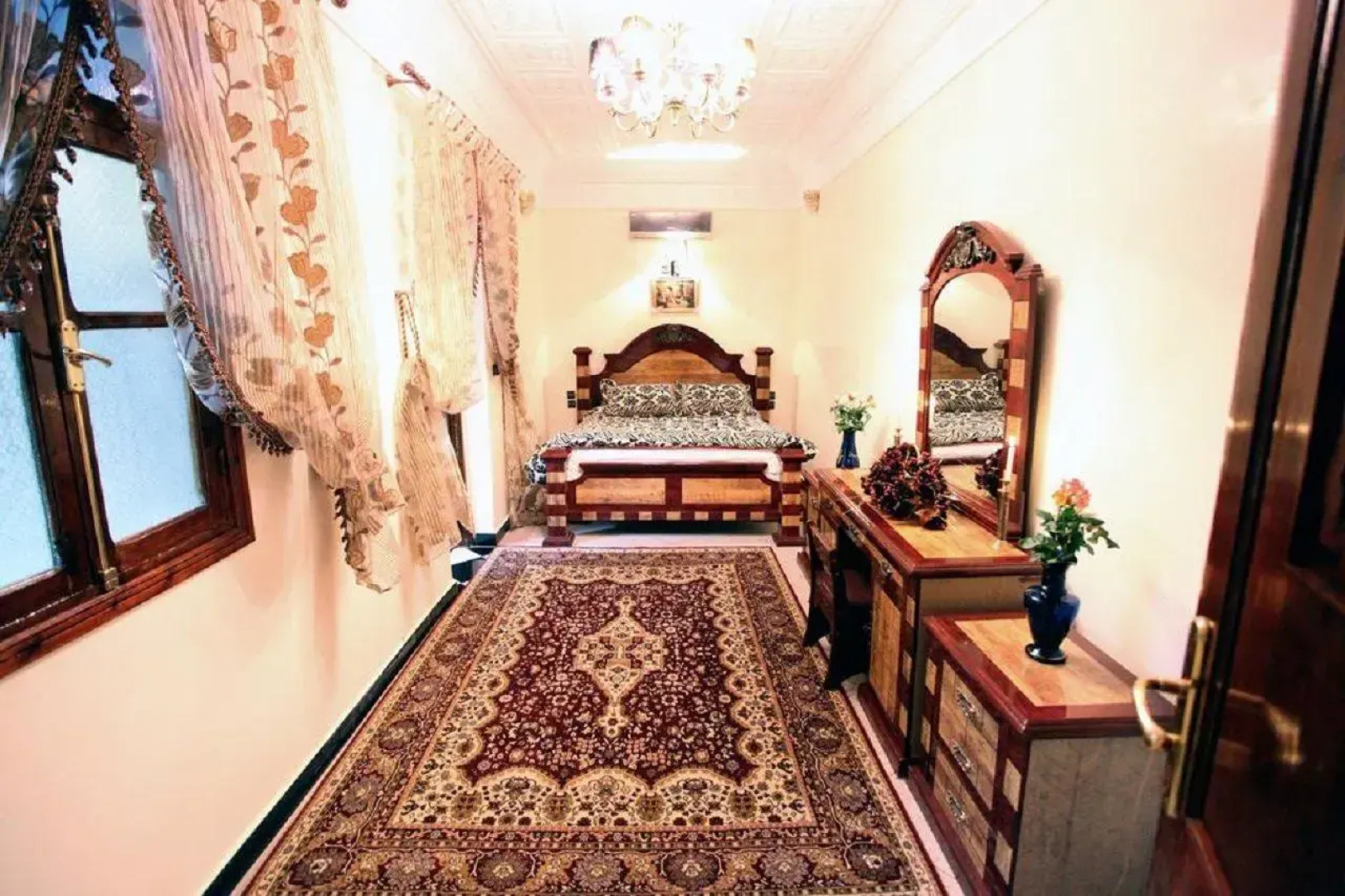 Отель Riad Fatouma