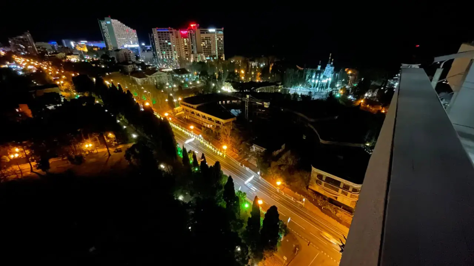 Апартаменты просторные в топовой локации Сочи у Морпорта