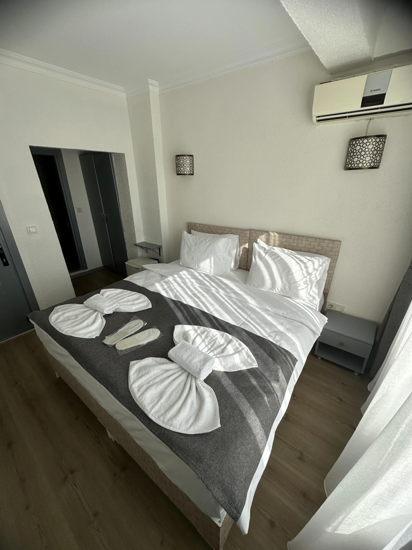Big Orange Hotel