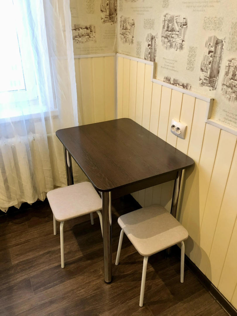 Квартира на проспекте Менделеева 12