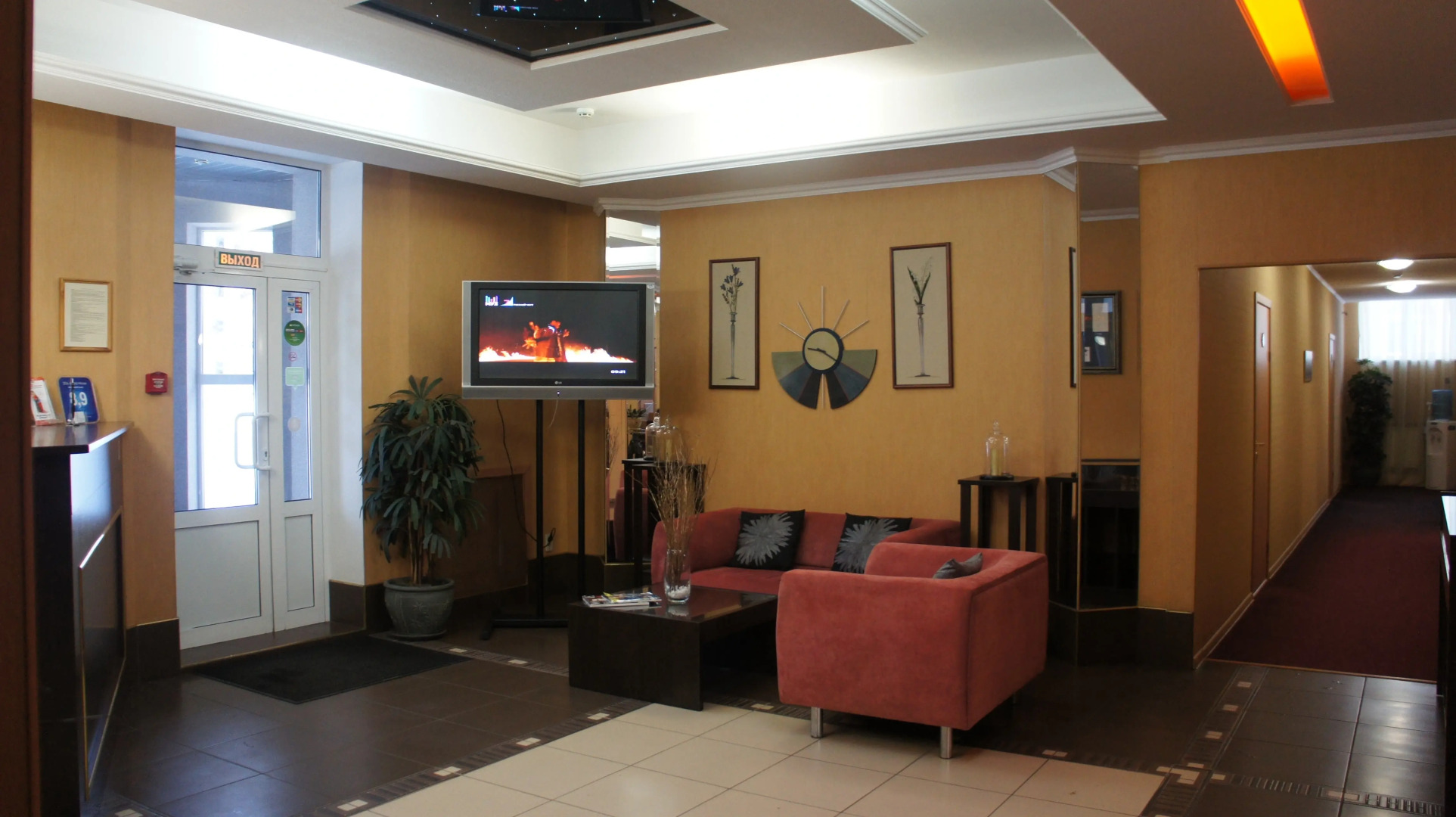 Отель Пятый Угол