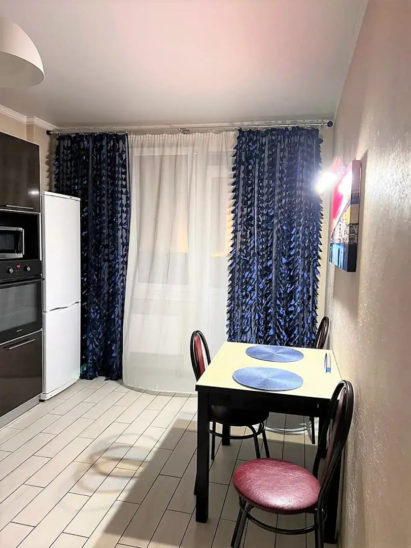 Апартаменты МЕГАПОЛИС пр. Революции 9-А-115