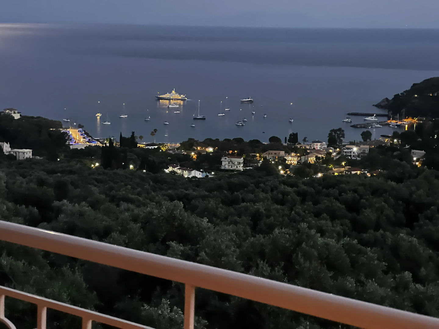 Отель Studio Konstantinos