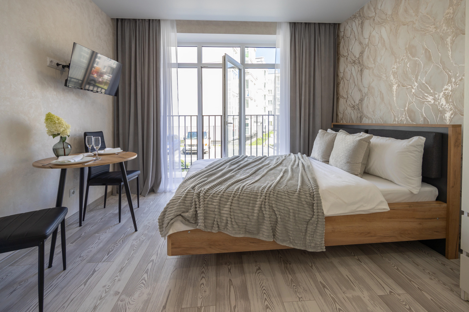 Апартаменты LovelyHome39 Студия №2 в Центре Курортного Города