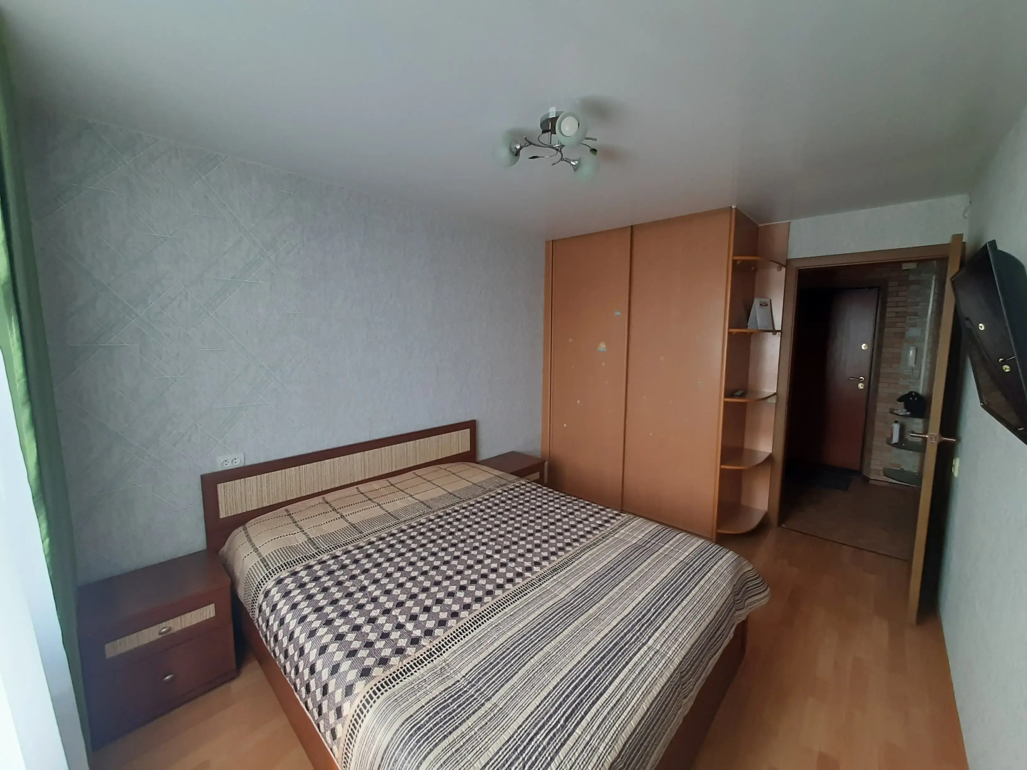 Апартаменты Уютная современная 2х-комнатная квартира