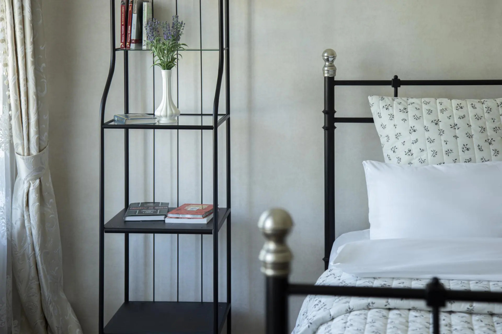 Апартаменты Премиум Город Рек на Большой Конюшенной 1