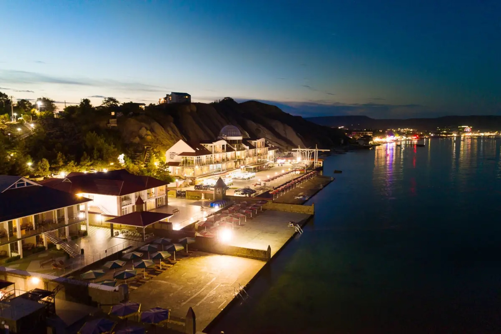 Отель Белый Грифон