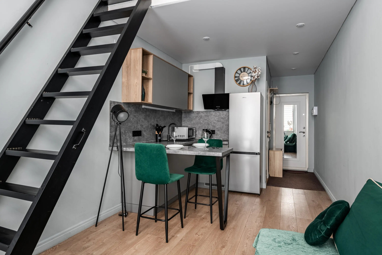 Апартаменты Вольная 25/3