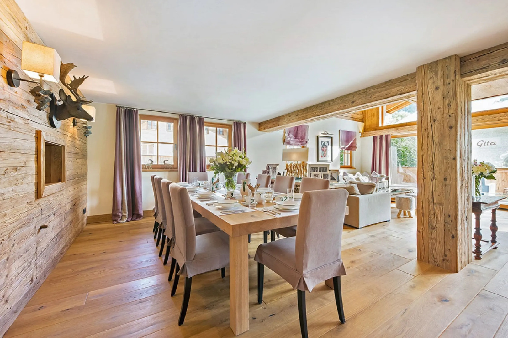 Вилла Lovely Chalet Kitzbuhel