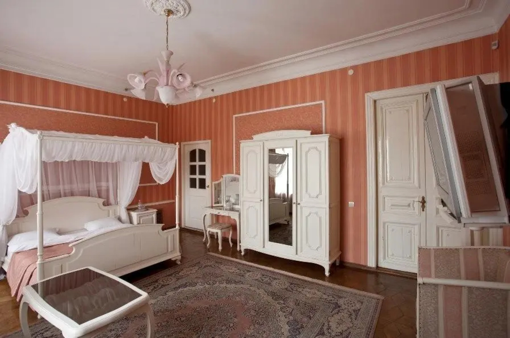 Отель Сергиевская