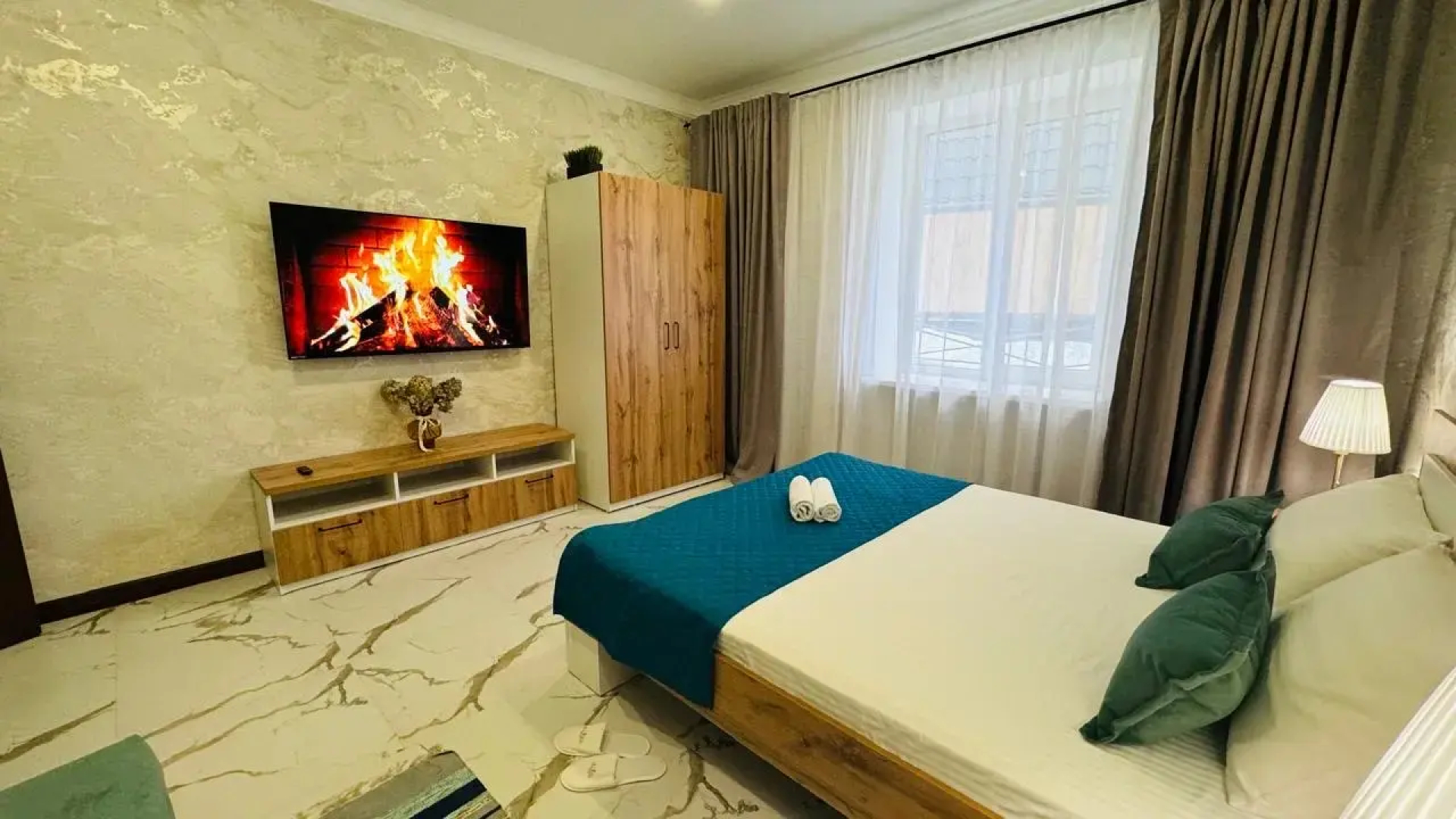 Гостевой дом LakeSide Big House