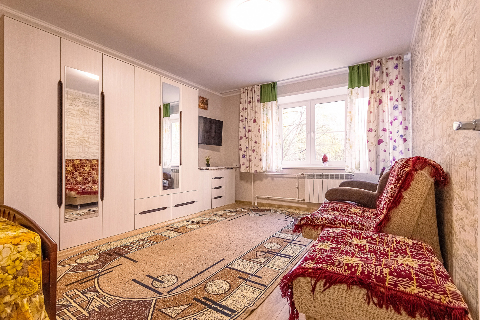 Квартира на Максима Горького 1