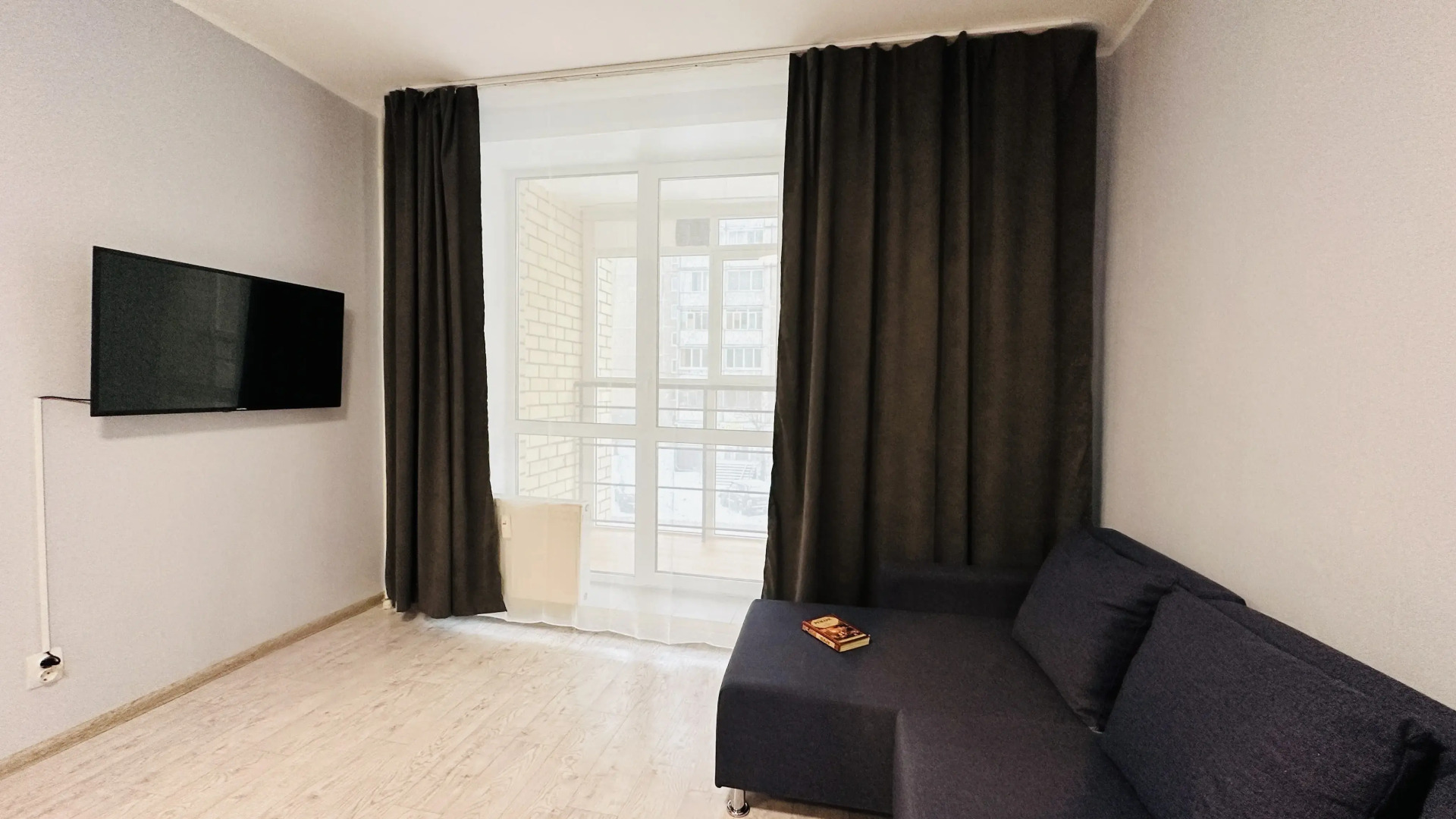 Квартира Большая Однокомнатная у Балатовского парка