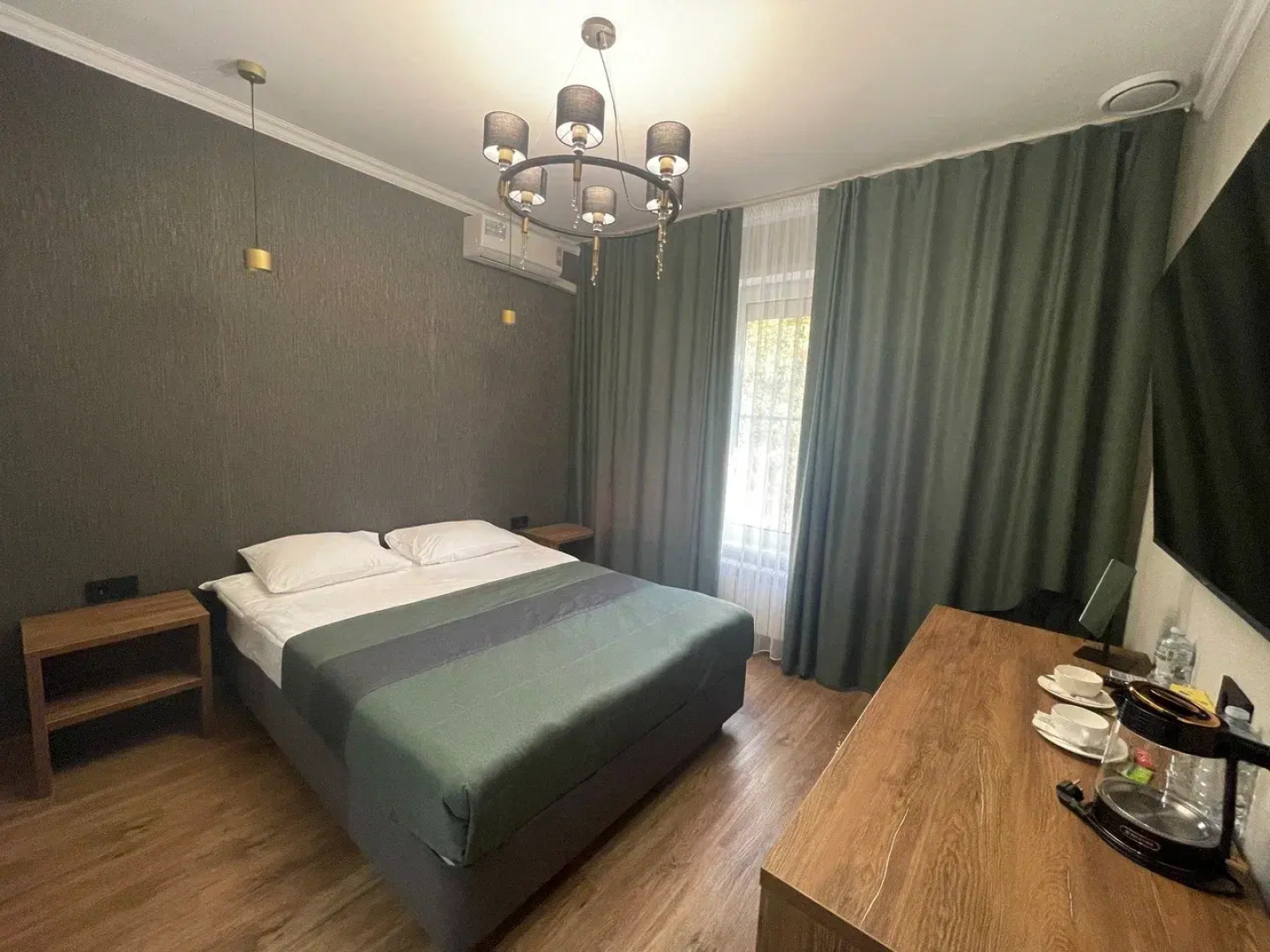 Отель Афелия