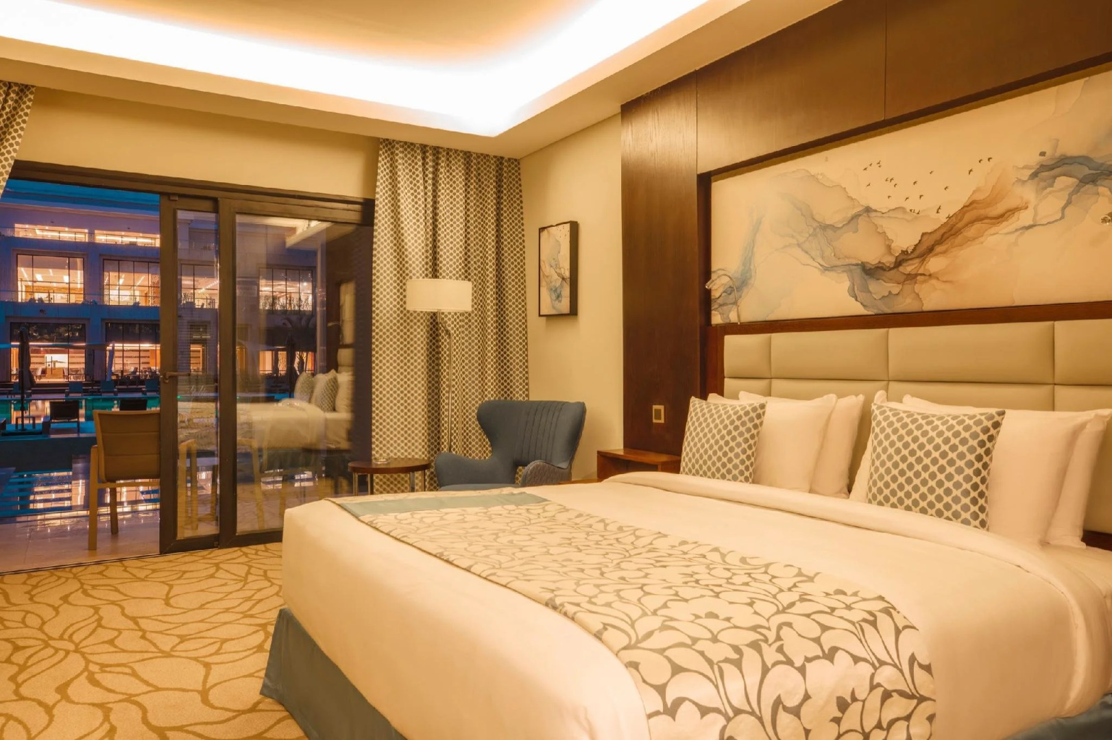 Triumph Luxury Hotel