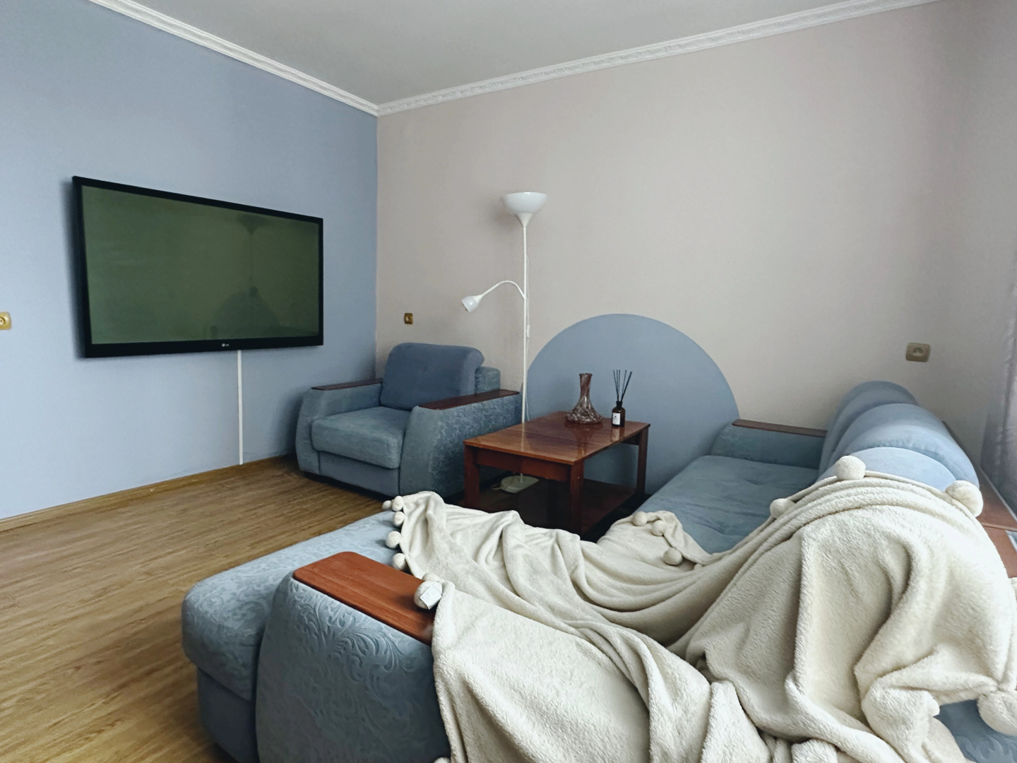 Квартира Двухкомнатная с Видом на Монастыри