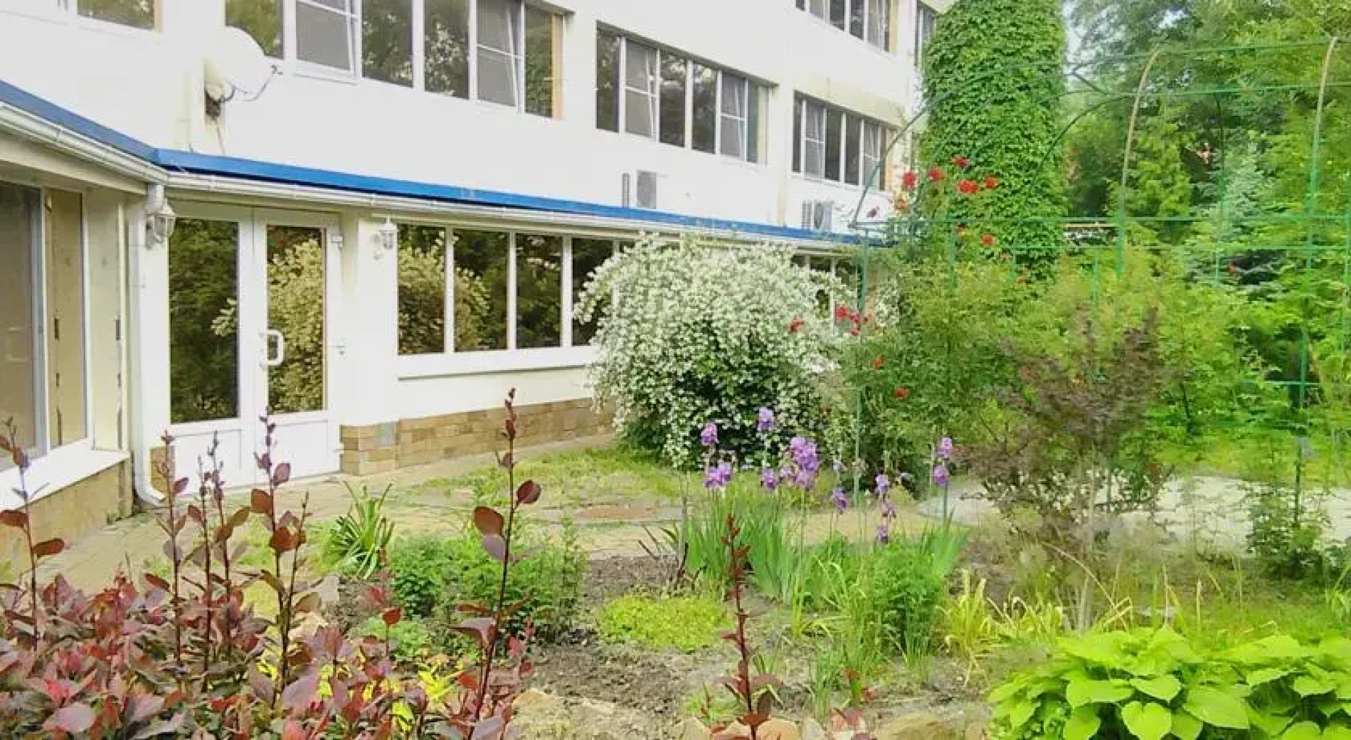 Гостиничный Комплекс Голубая Волна