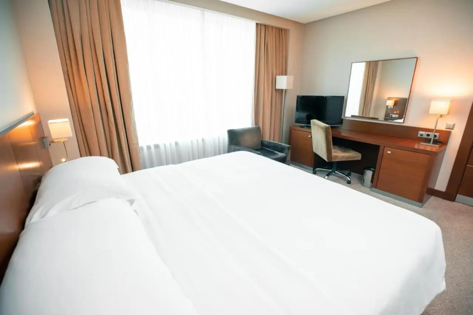 Fly Inn Baku