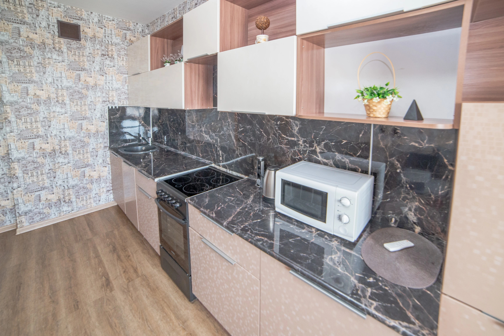 Апартаменты Космонавтов 46 А