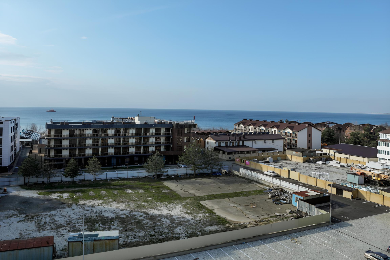Апартаменты с бассейном с видом на море