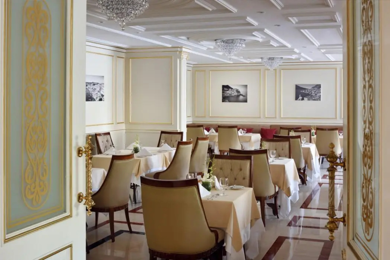 Отель Kempinski Hotel & Residences Palm Jumeirah