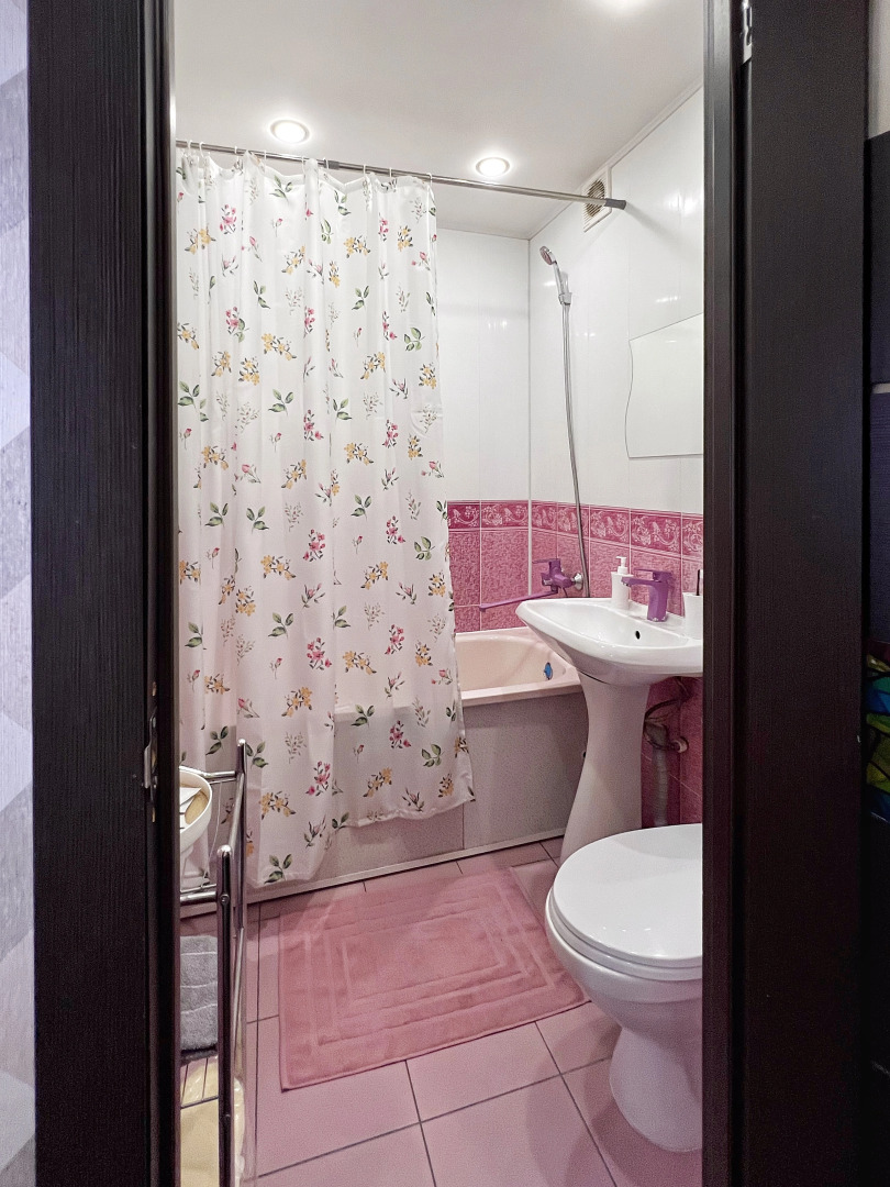 Апартаменты Granada комфортная двухкомнатная квартира в центре города недалеко от железнодорожного вокзала