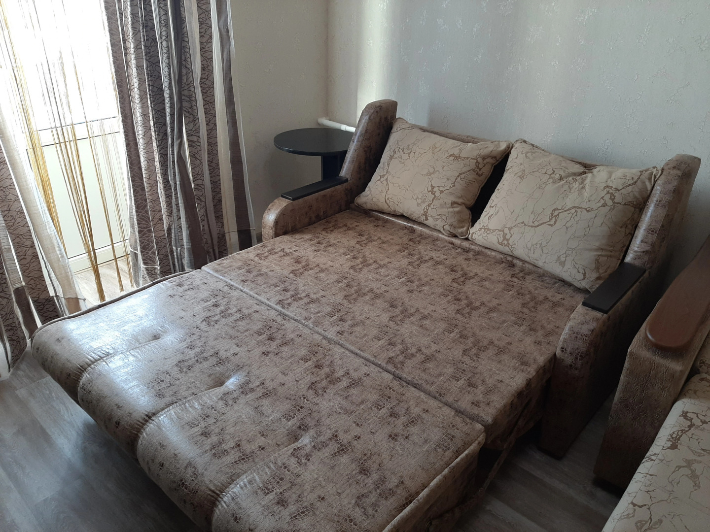 Апартаменты 2 комнатная квартира с видом на Волгу в самом центре Волгограда!