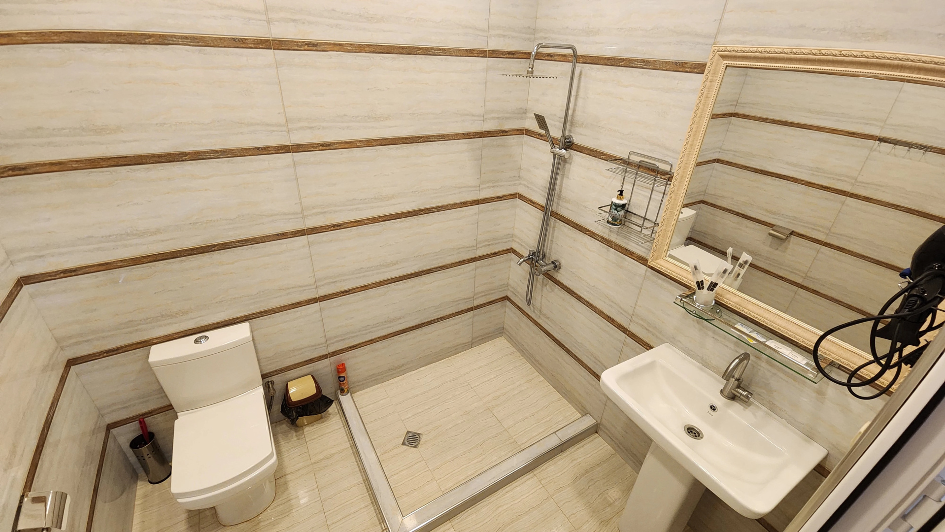 Отель Golden Resort