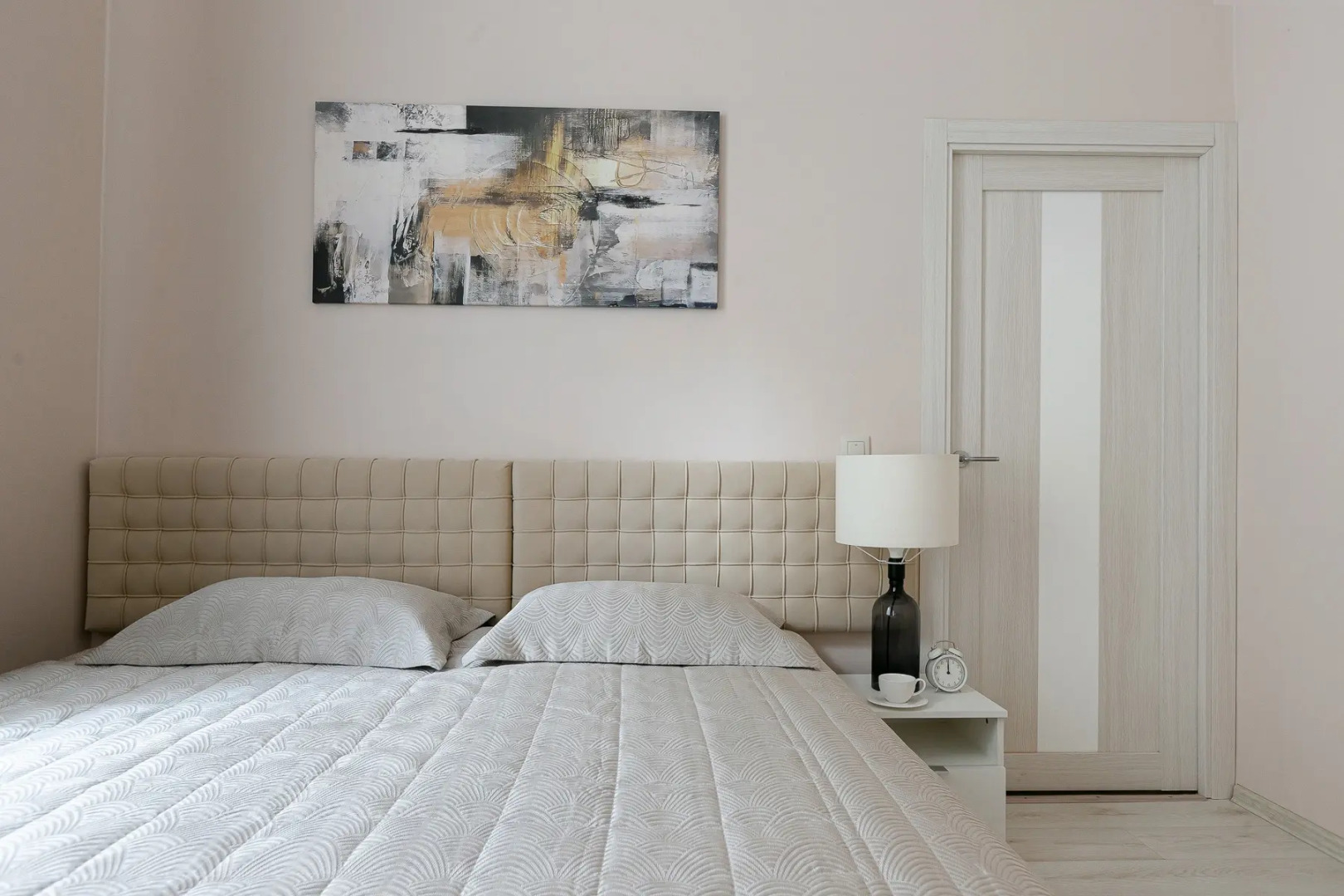 Апартаменты на Караванной