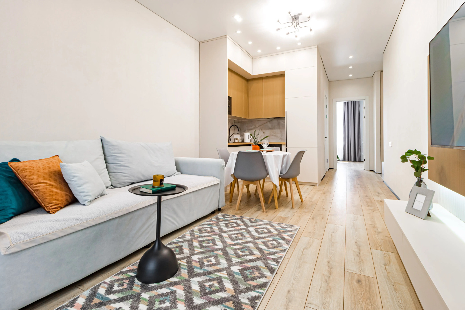 Квартира Евродвушка люкс в центре столицы