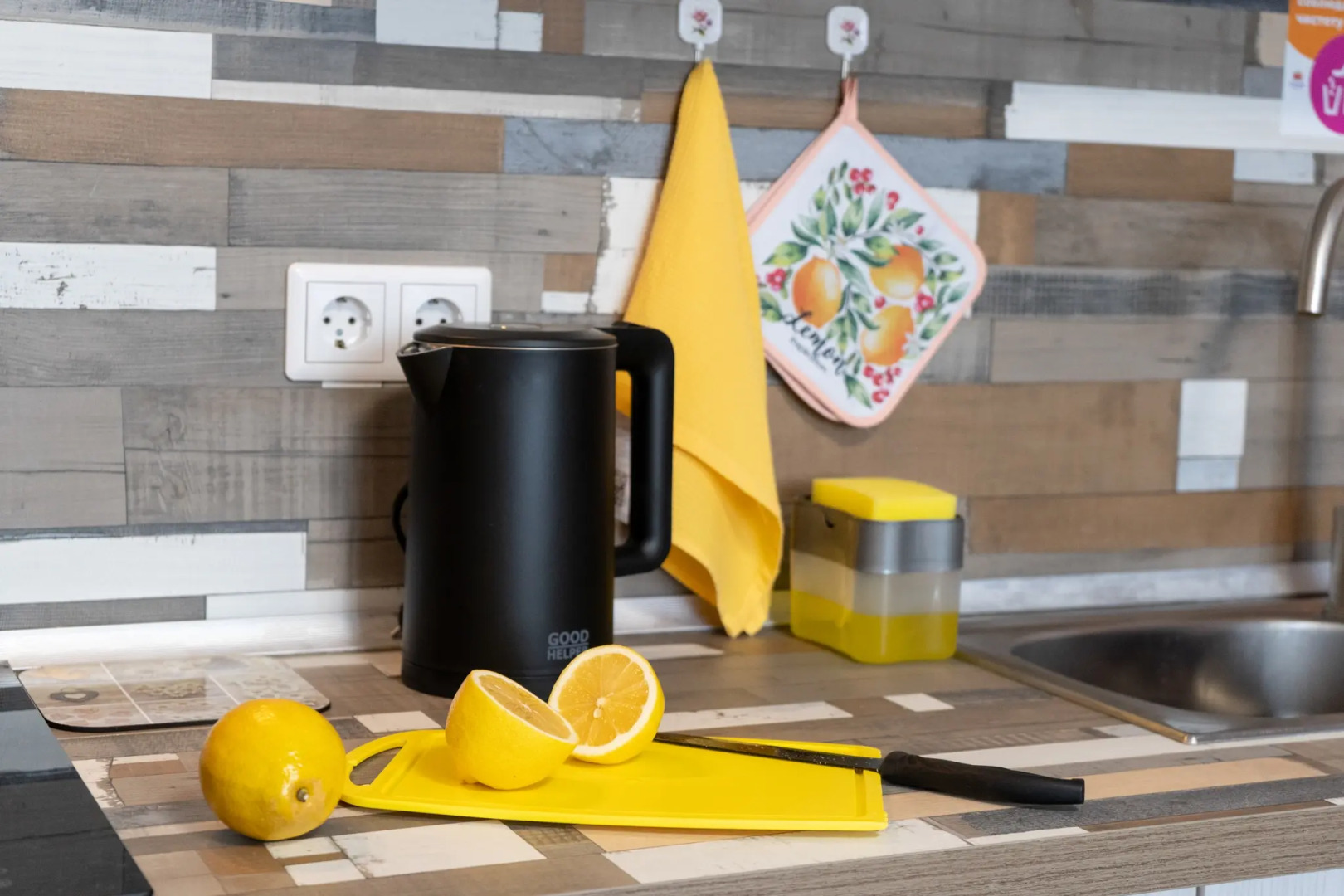 Апартаменты 9 ночей на Есенина