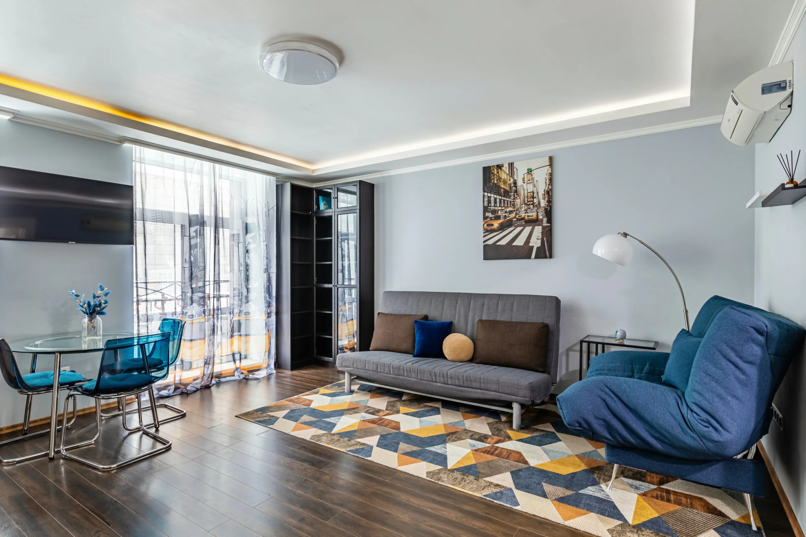 Квартира Улучшенная двухкомнатная во внутреннем дворике Баумана