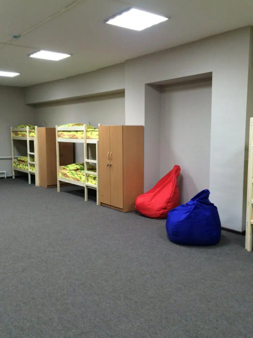 Хостел Happy House на Холмогорова