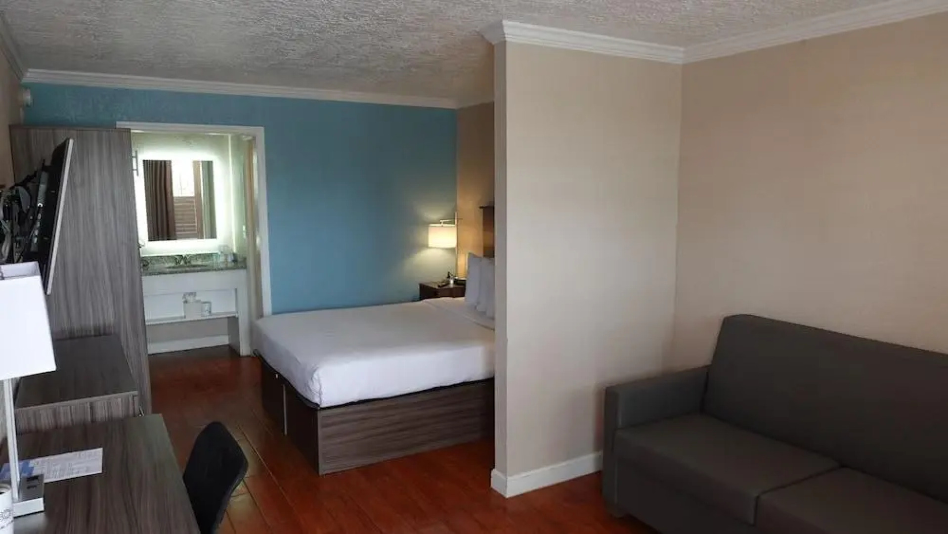 Мини Отель Melbourne All Suites