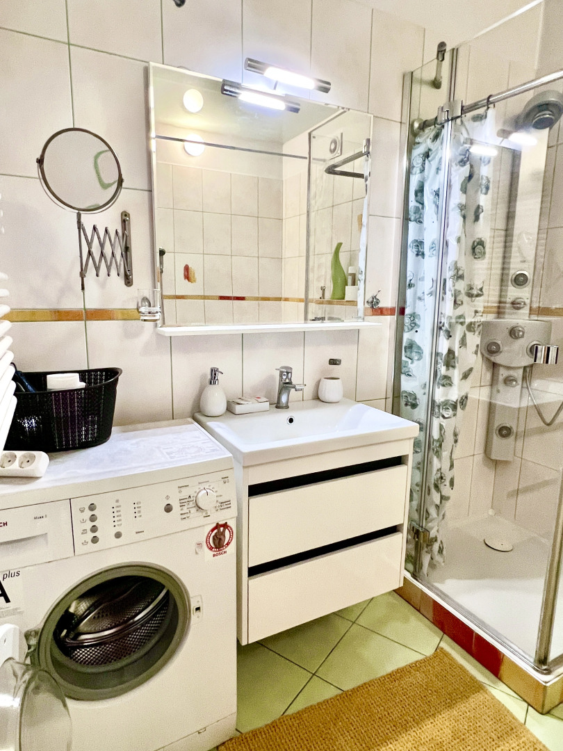 Квартира Комфортная Трехкомнатная в Самом Центре