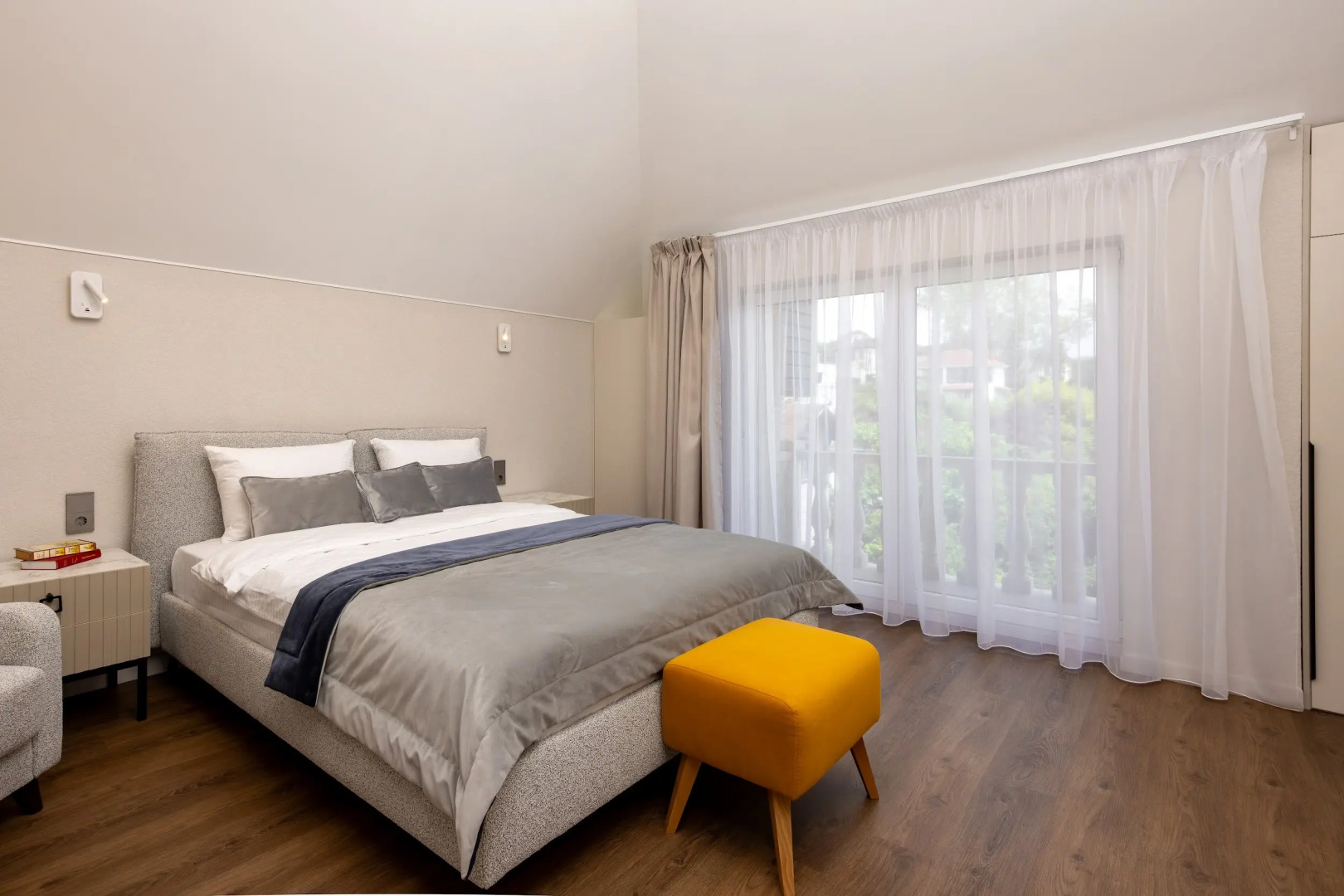 Вилла с подогреваемым бассейном и 6 спальнями