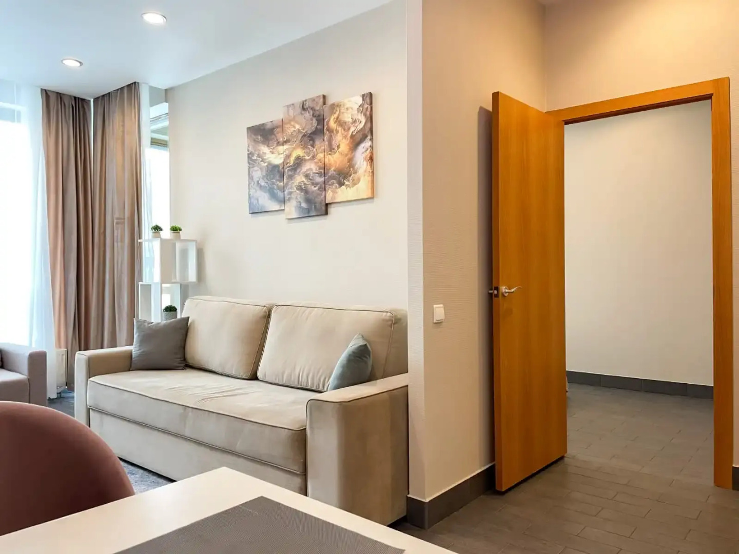 Апартаменты для Большой Семьи