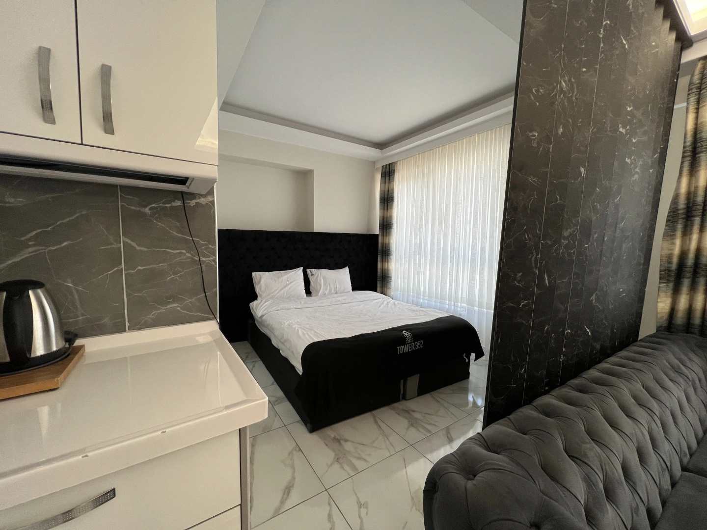 Апартаменты Tower 352