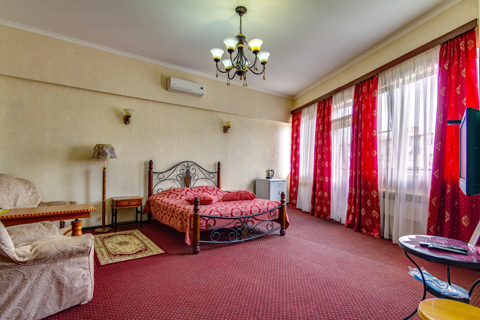 Gostevoj Dom Malen'kij Parizh