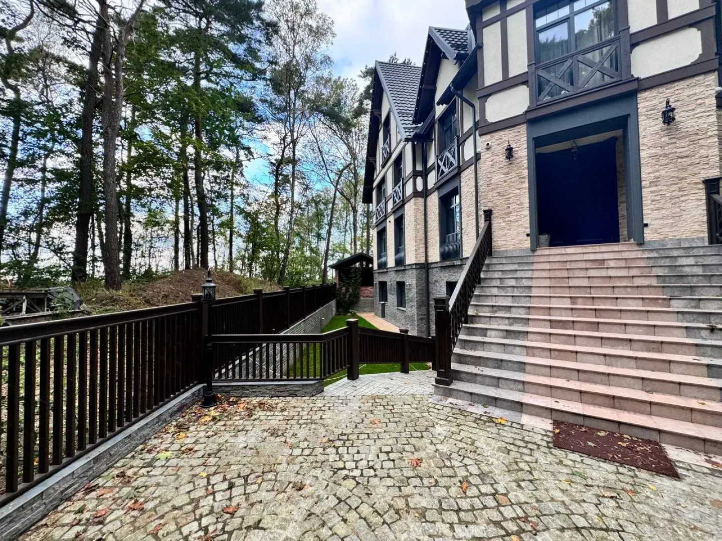 Апартаменты 39квартир №8 на первой береговой линии Светлогорска