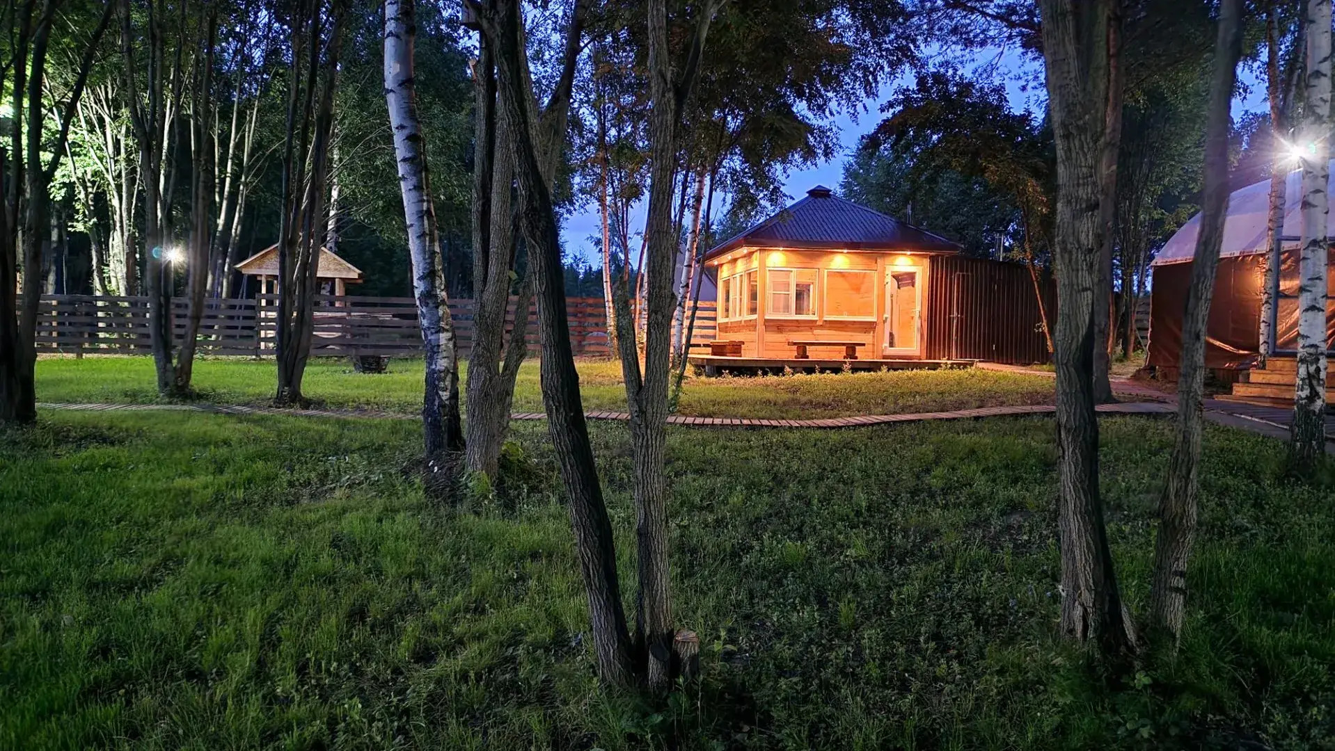 Глэмпинг Высокий берег