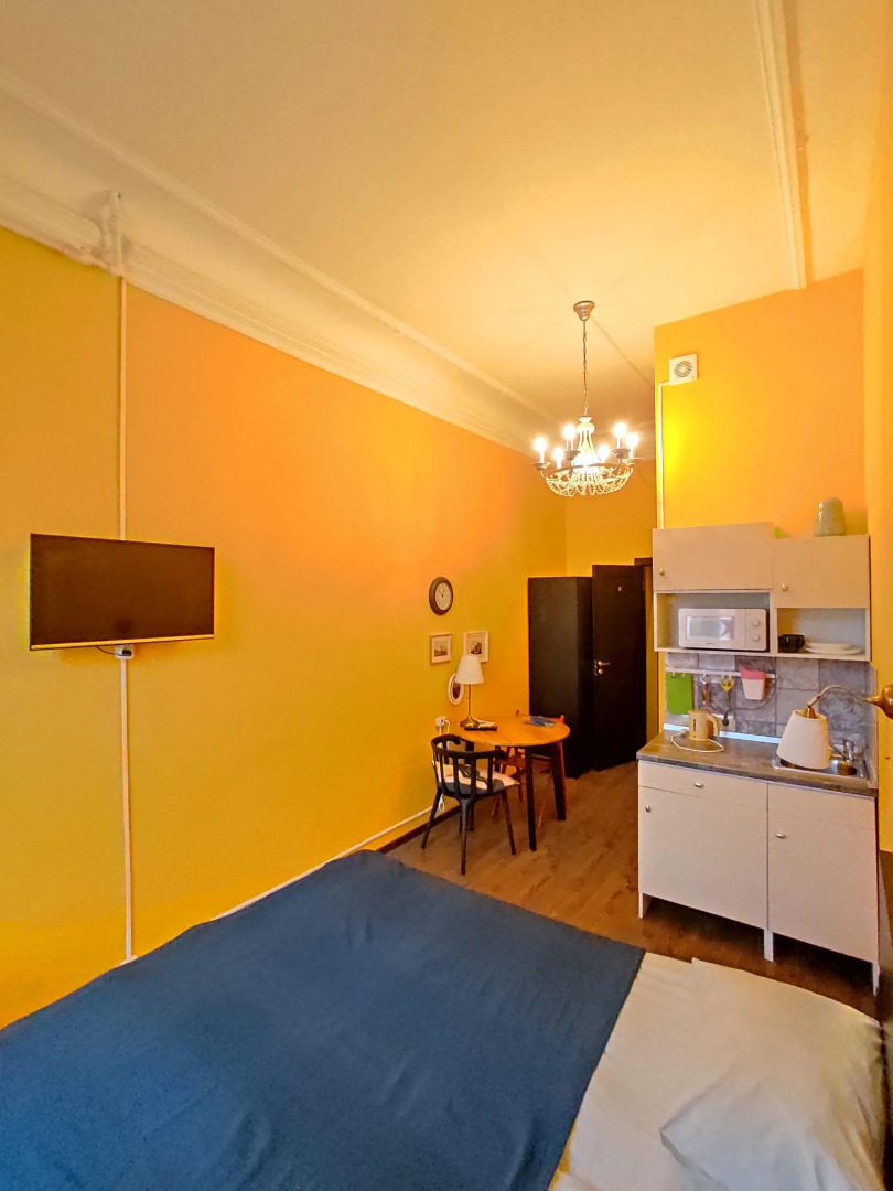 Меблированные комнаты на Столярном