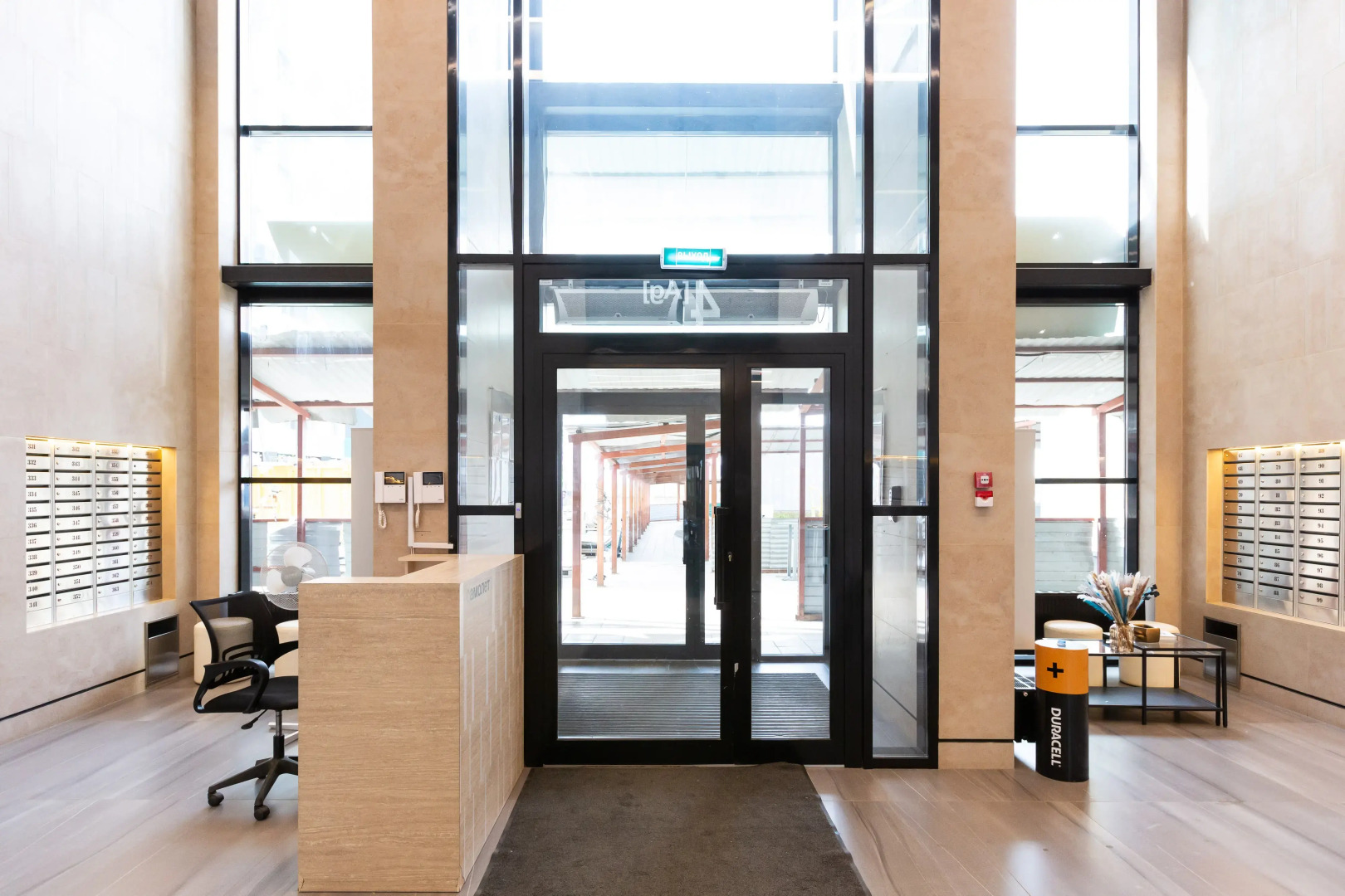 Апартаменты Life Apartments на 10 этаже ЖК Спутник