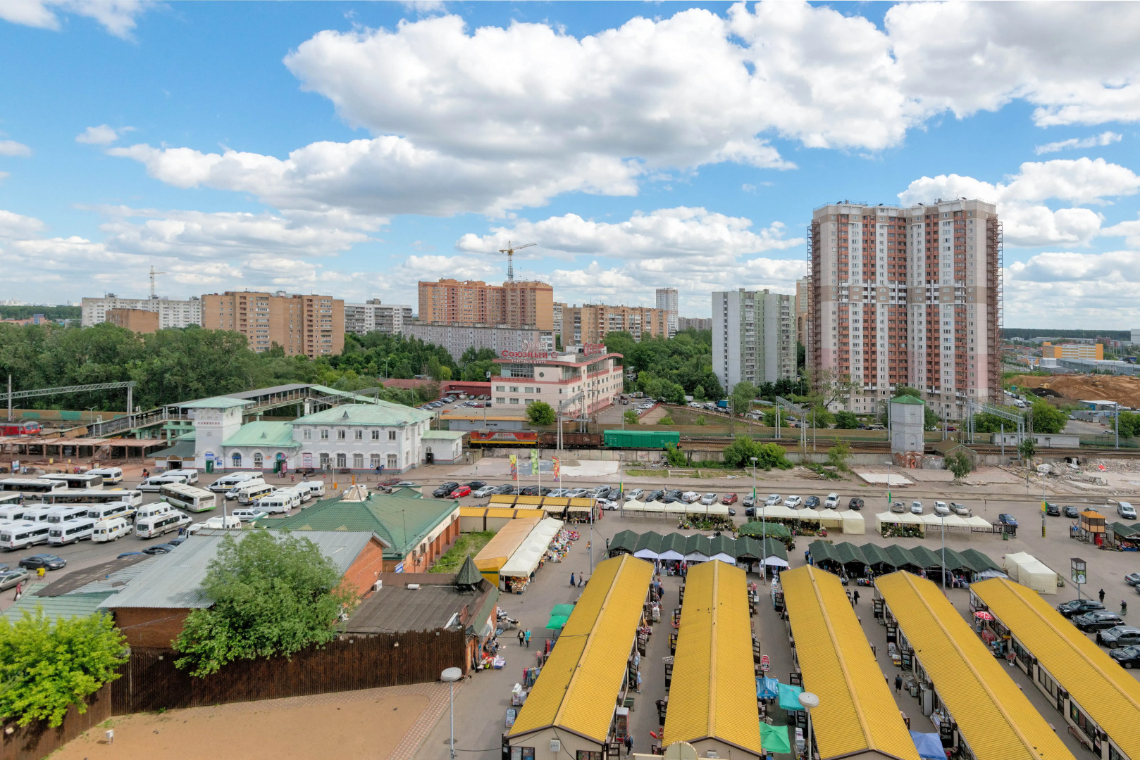 Апартаменты Советская 1