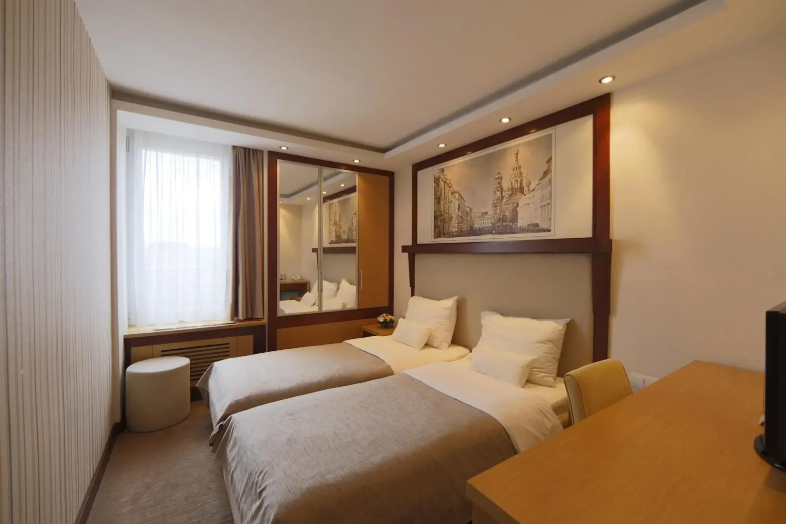 Отель Putnik Inn Belgrade