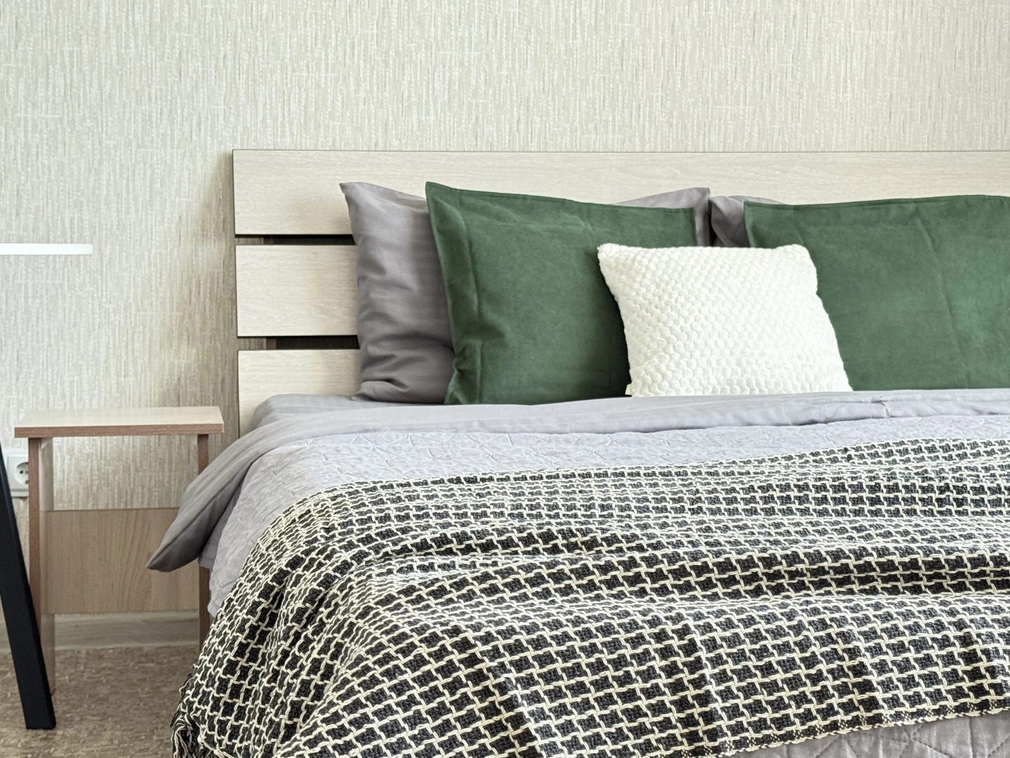 Квартира на Судостроительной 27Ж