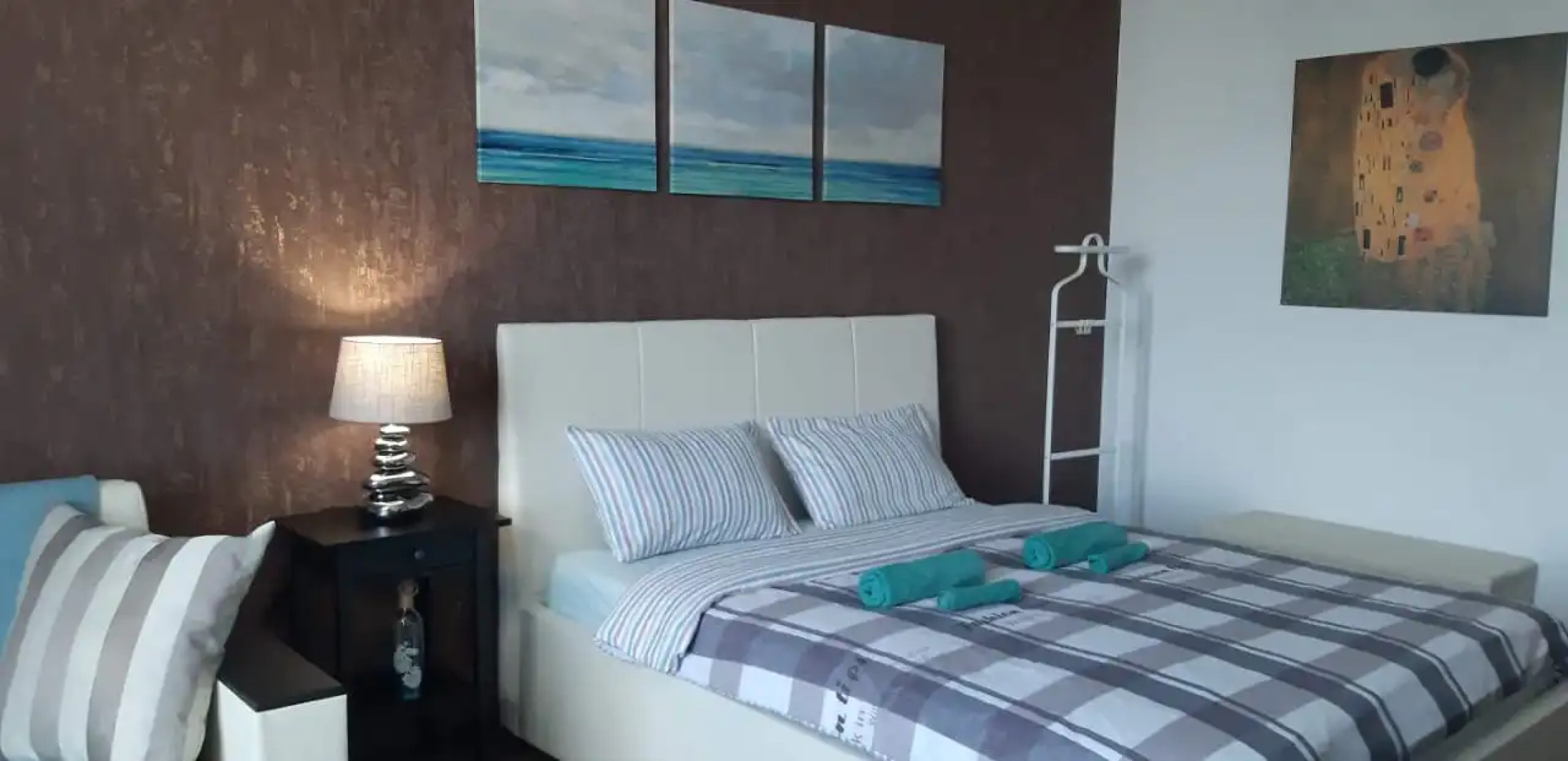 Апартаменты на площади Победы